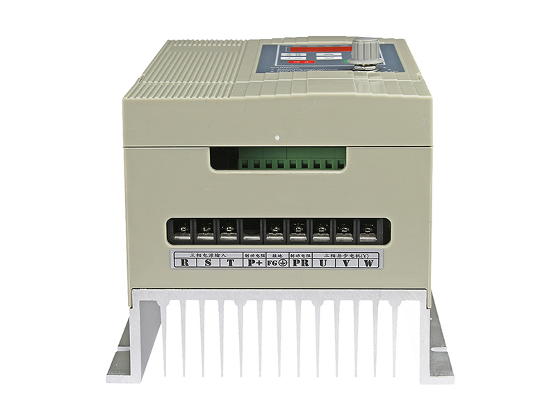 4000H通用變頻器，變頻器三相380V，變頻器廠家，電機(jī)變頻器